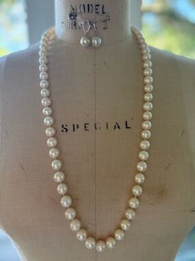 Pearl Bead Necklace and Earrings Set - White Pearlescent Finish